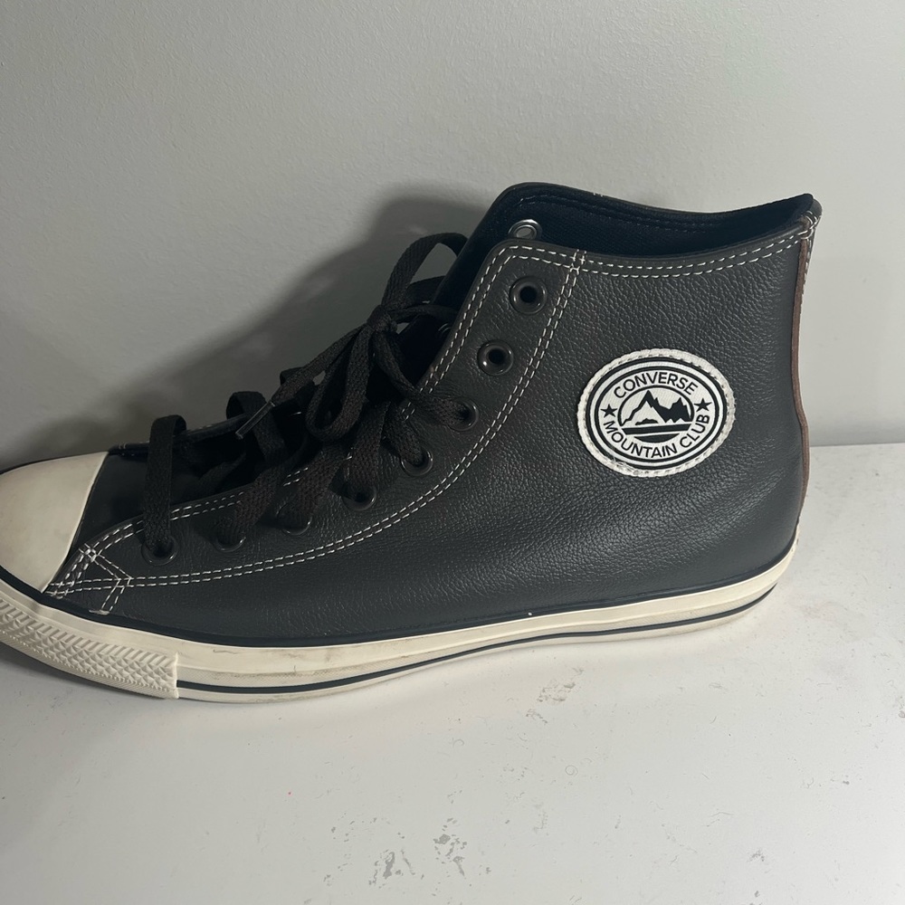 Leather Chuck Taylor Converse